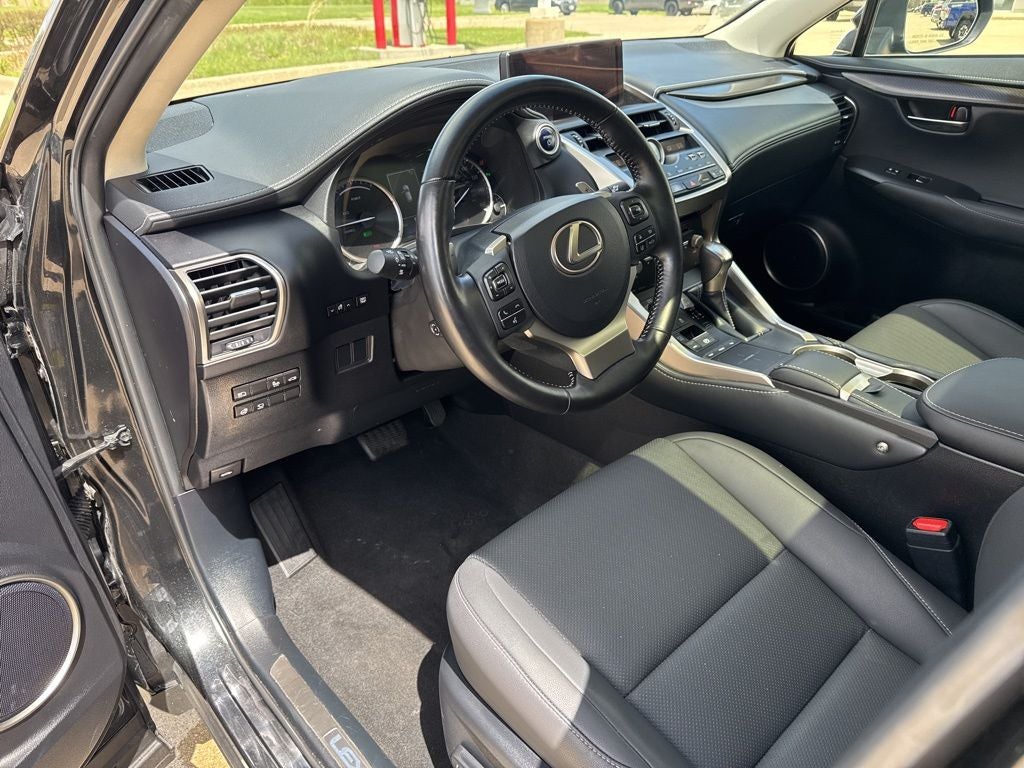 2020 Lexus NX 300h 300h