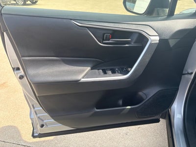 2019 Toyota RAV4 Hybrid LE