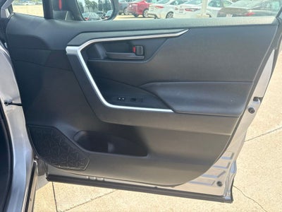 2019 Toyota RAV4 Hybrid LE