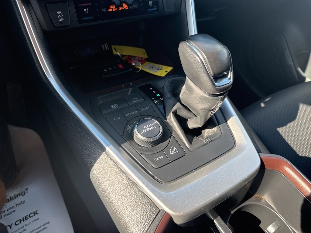 2024 Toyota RAV4 Limited GOLD CERTIFIED