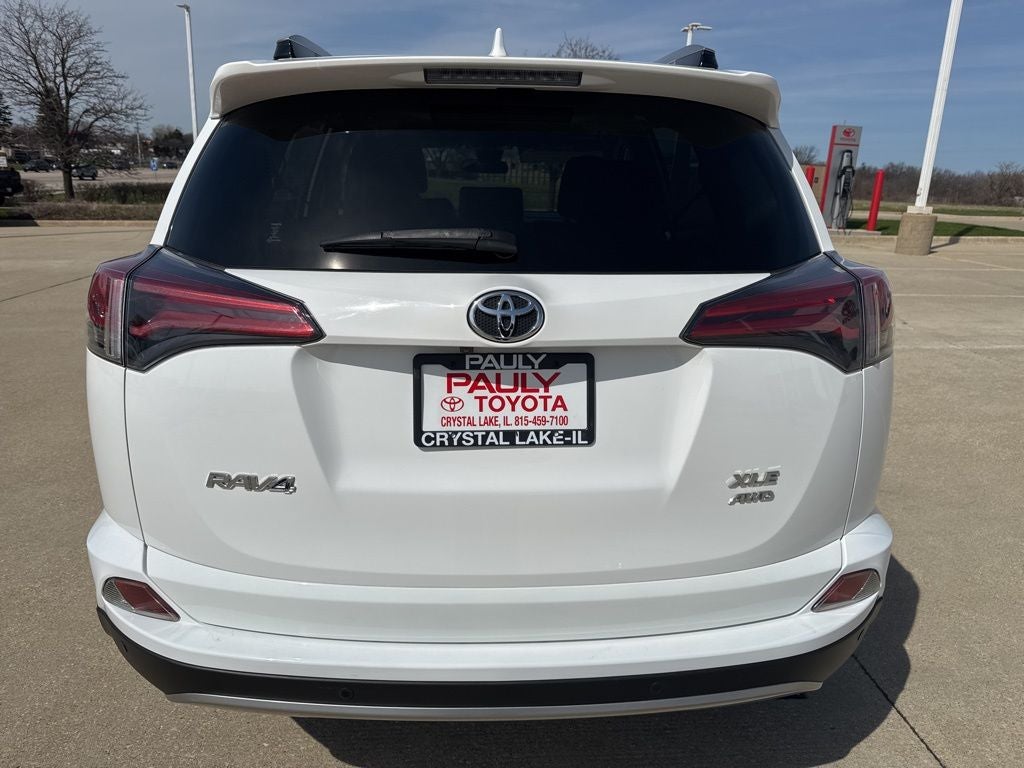 2018 Toyota RAV4 XLE