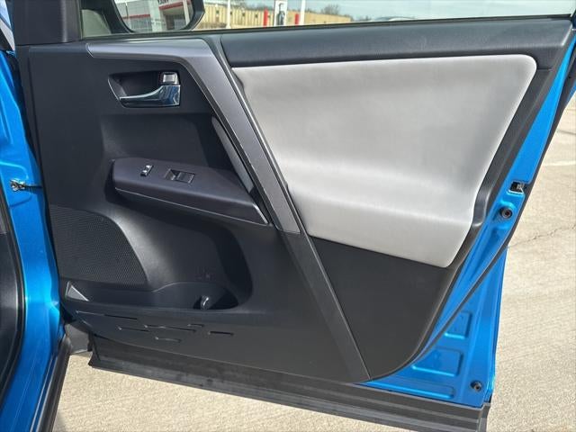 2018 Toyota RAV4 HYBRID XLE