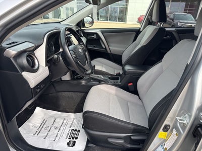 2016 Toyota RAV4 HYBRID XLE