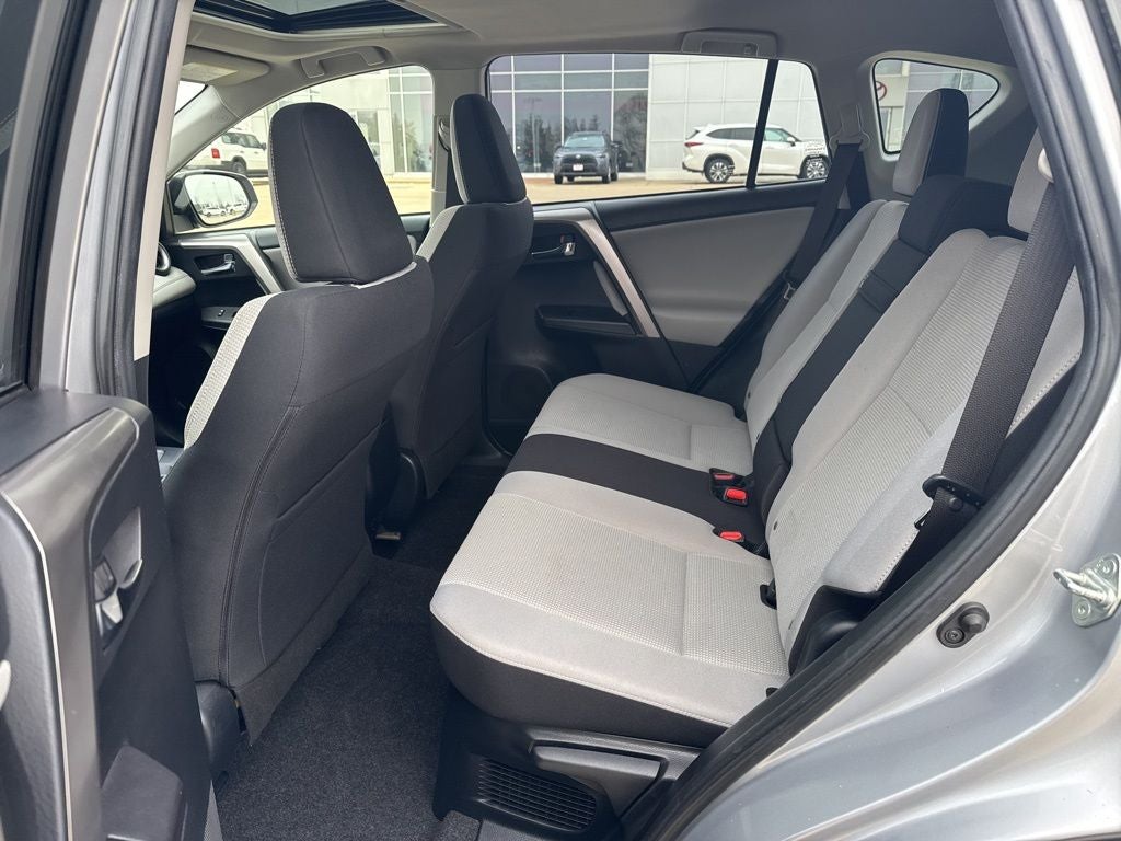 2018 Toyota RAV4 Hybrid XLE