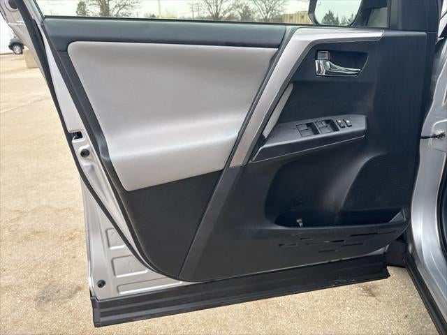 2018 Toyota RAV4 HYBRID XLE