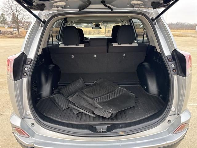 2018 Toyota RAV4 HYBRID XLE