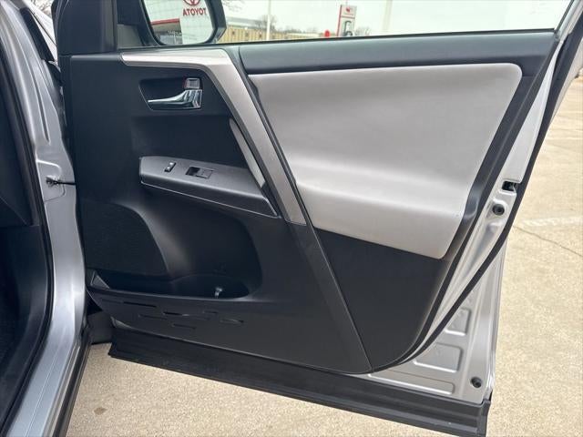 2018 Toyota RAV4 HYBRID XLE