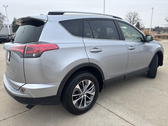 2018 Toyota RAV4 HYBRID XLE