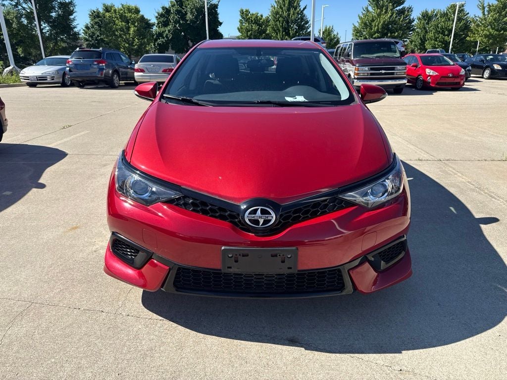 2016 Scion SCION iM Base