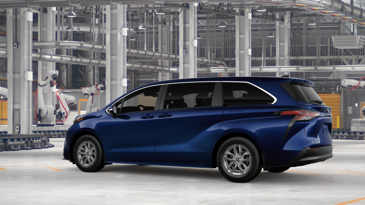 2026 Toyota Sienna LE