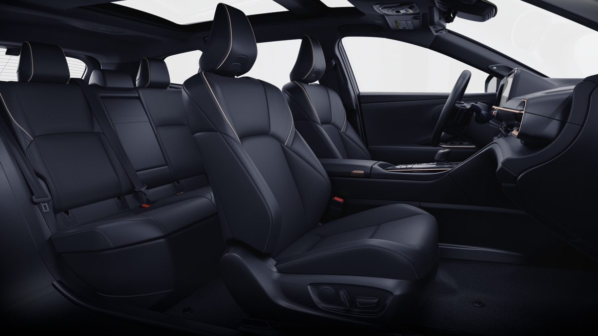 2025 Toyota Toyota Crown Signia Limited